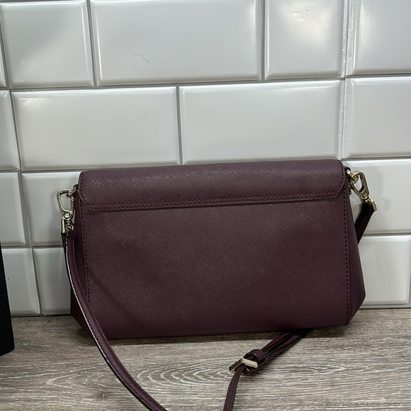Kate Spade Burgundy Crossbody Bag with Chain Strap - Picture 3 of 15